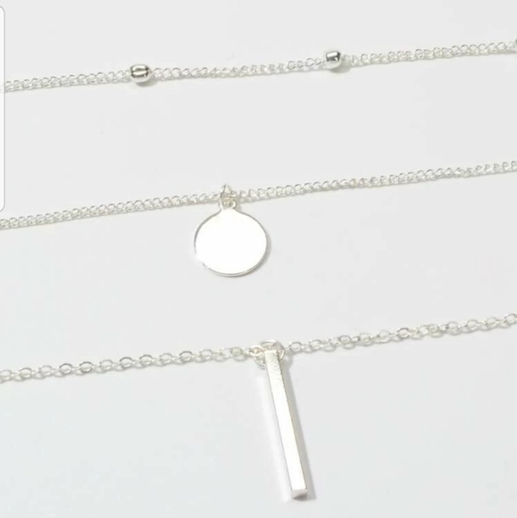 ○Janice○ Silver Chain Layered Necklace - Picture 2 of 5